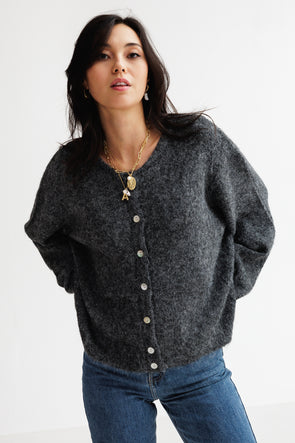 Maddie Cardigan Carbon