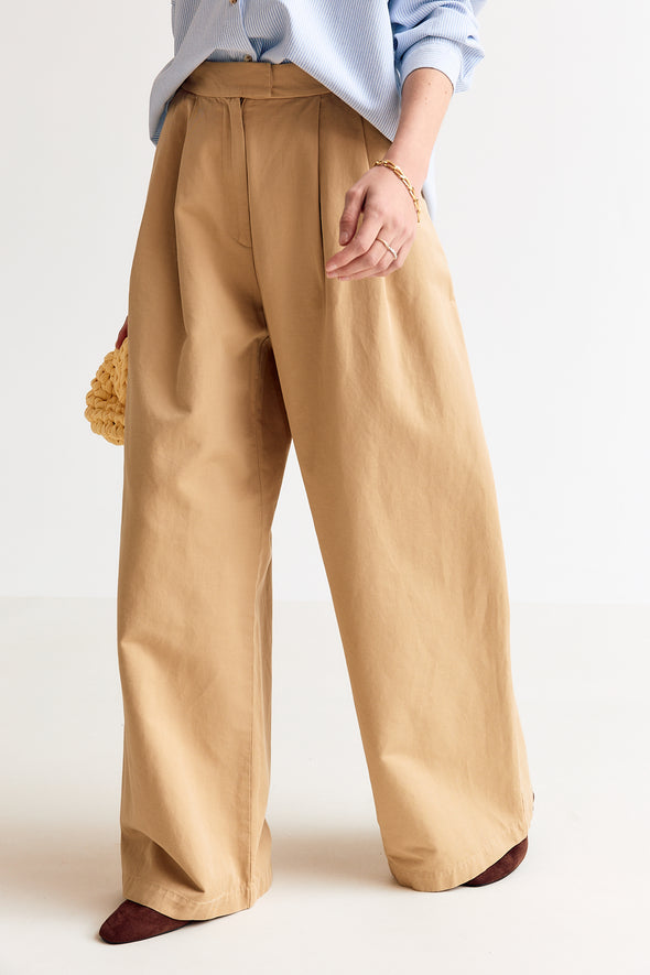 Rivera Pleated Trousers Jonc