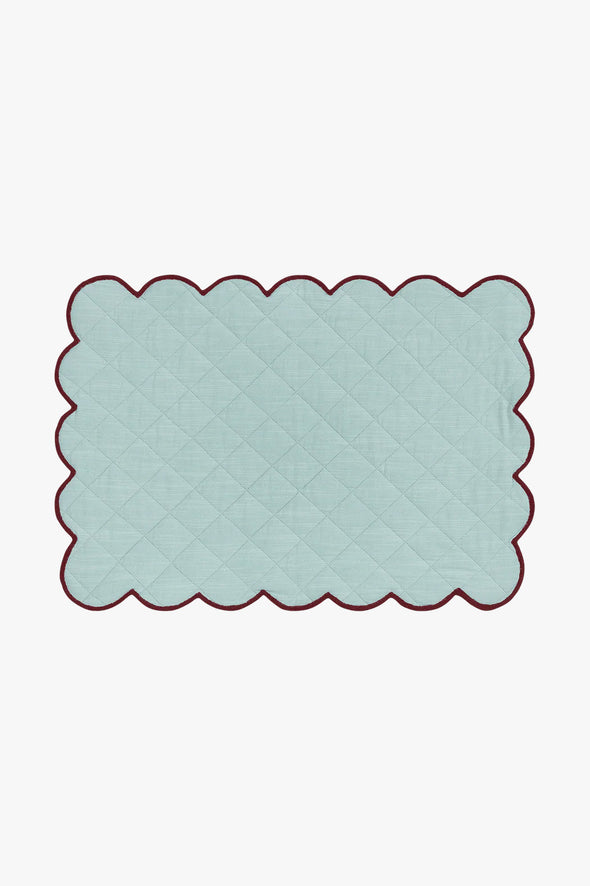 Frosty Scalloped Placemat