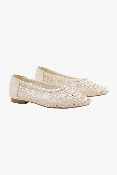 Billie Flats – Lily