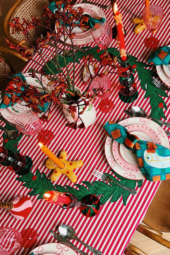 Christmas Wreath Tablecloth