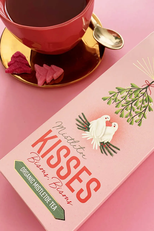 Mistletoe Kisses Tea Giftbox