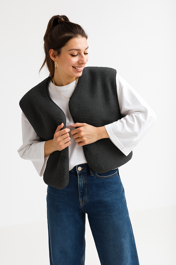 Billie Vest Dark Grey