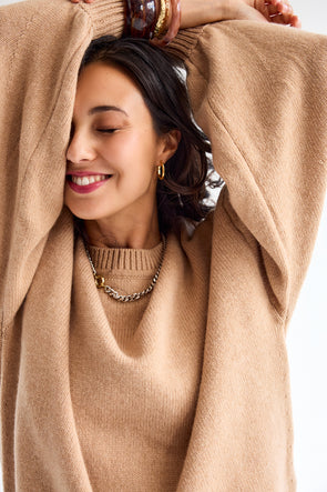 Joanne Chubby Earring Gold