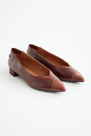Marianne Pump Brown