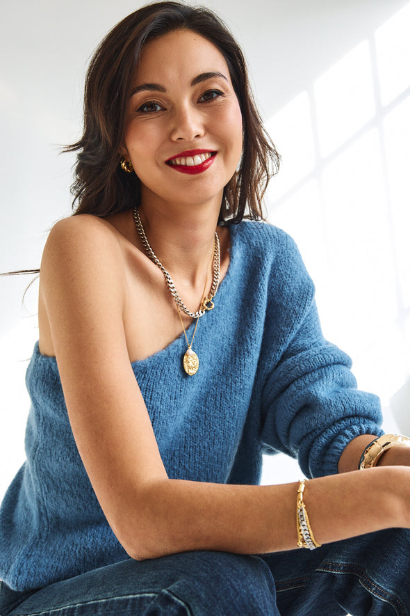 Asia One Shoulder Knit