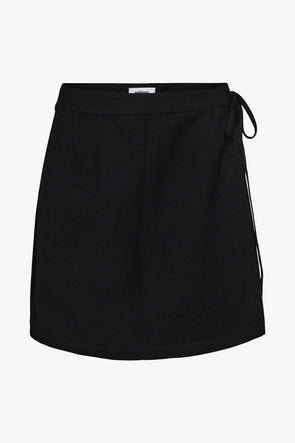 Nappi Skirt Black