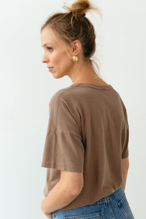 Her Tee Chocolate
