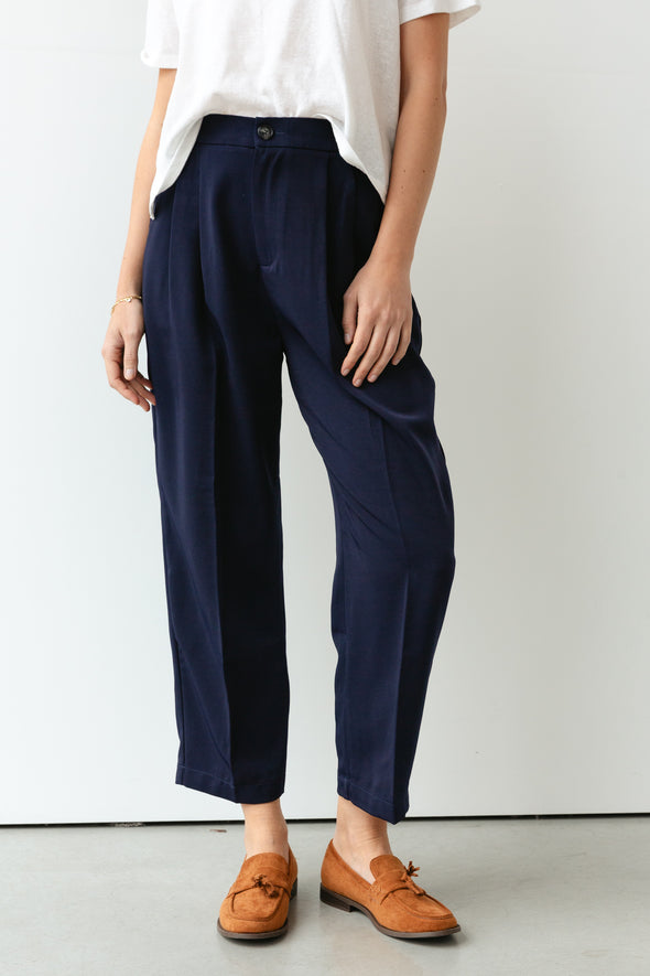 Gabrielle Trousers Dark Blue