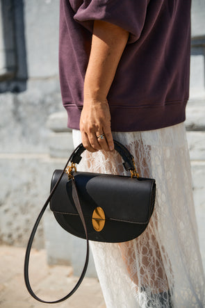 Round Tesoro Leather Bag