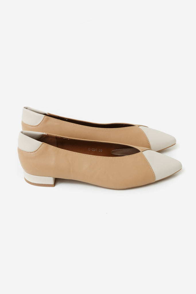 Carolin Pump Camel