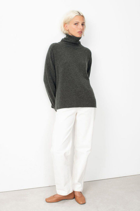 Raxow Rollneck Knit Carbon