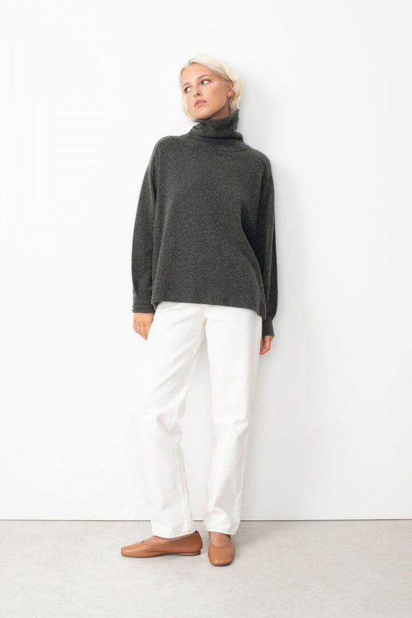 Raxow Rollneck Knit Carbon