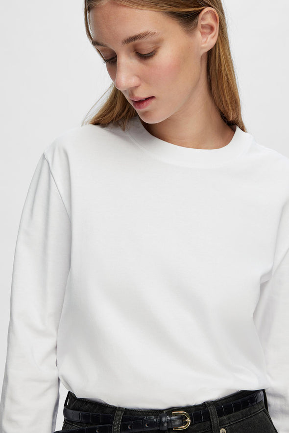 Essential LS Boxy Tee Bright White