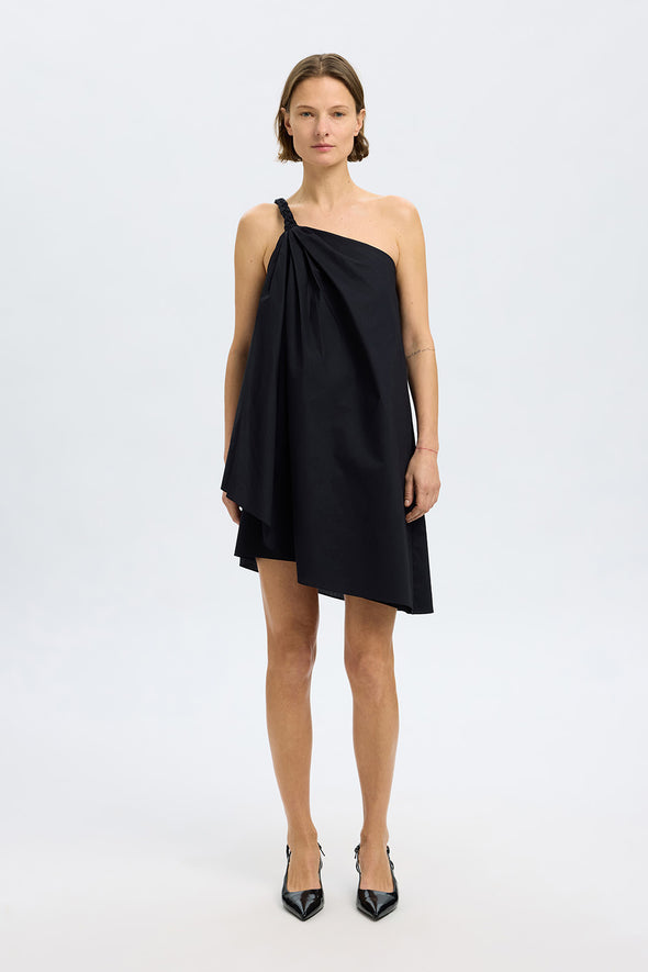 Esther Short Braided Dress Black