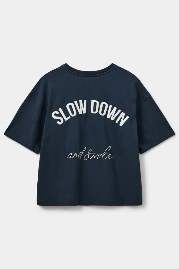 Vera T-Shirt Navy Slow Down