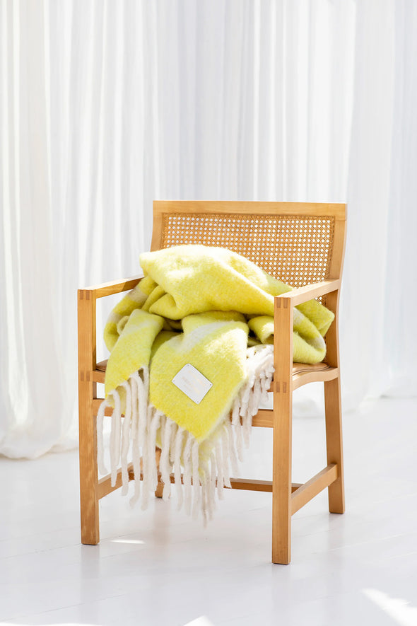 Weekend Plaid Cream/ Neon Yellow