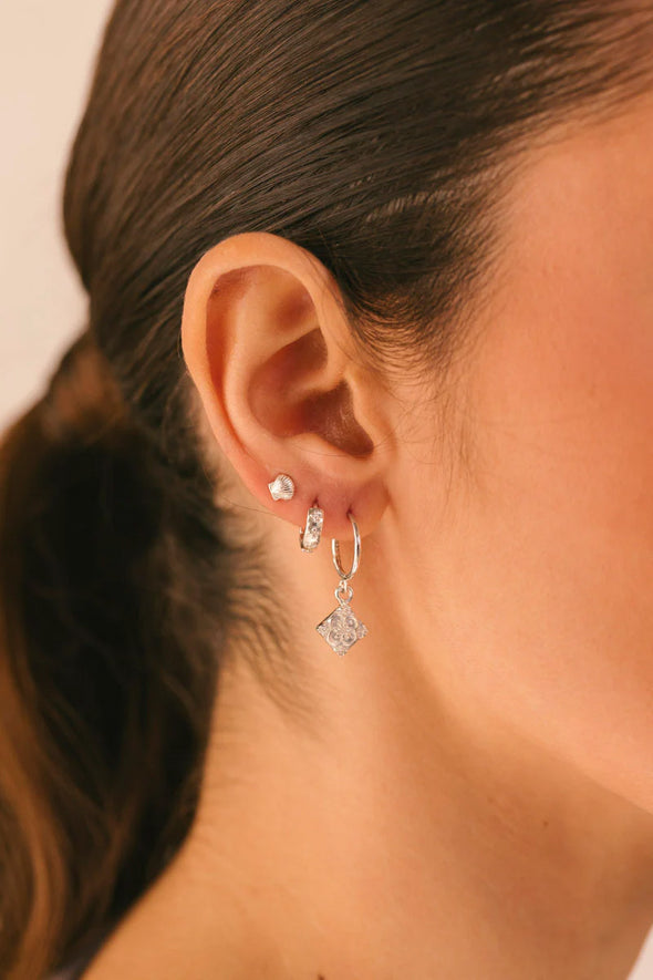 Shell Stud Earring Silver