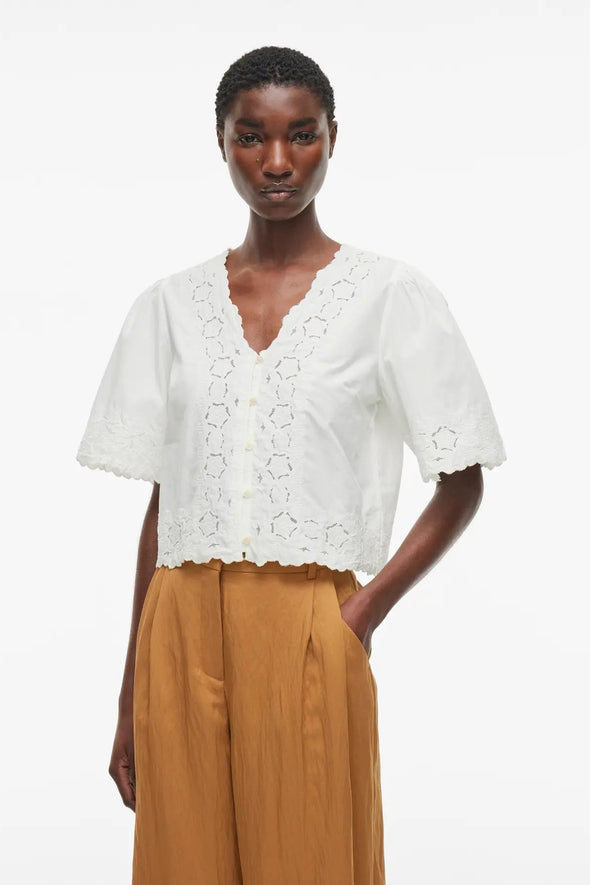 Amory V-Neck Top Cloud Dancer