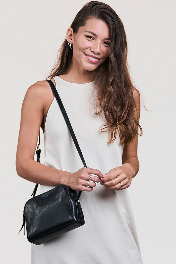 Emily Bag Leather Strap Black Stromboli