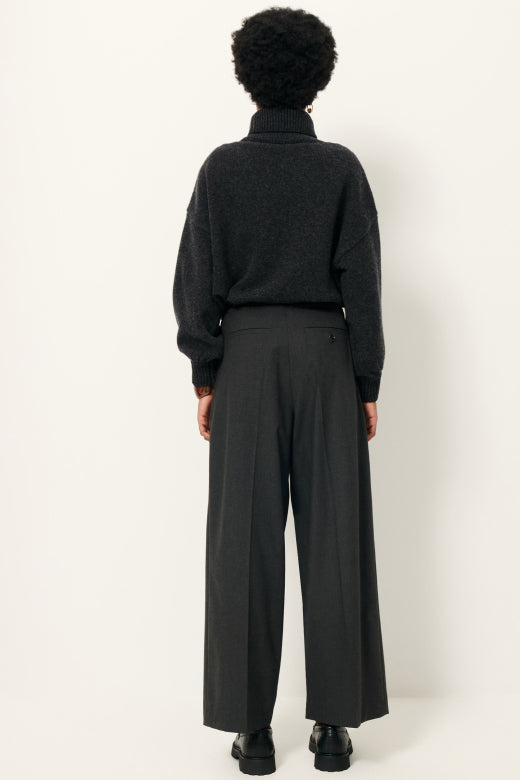 Niko Cashmere Jumper Carbonella