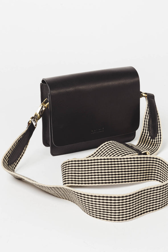 Audrey Mini Black Classic Leather - O My Bag - Black mini leather bag with shoulder strap