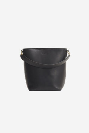 Bobbi Bucket Bag Black Classic Leather - O My Bag -  Black leather bucket bag with antique brass hardware